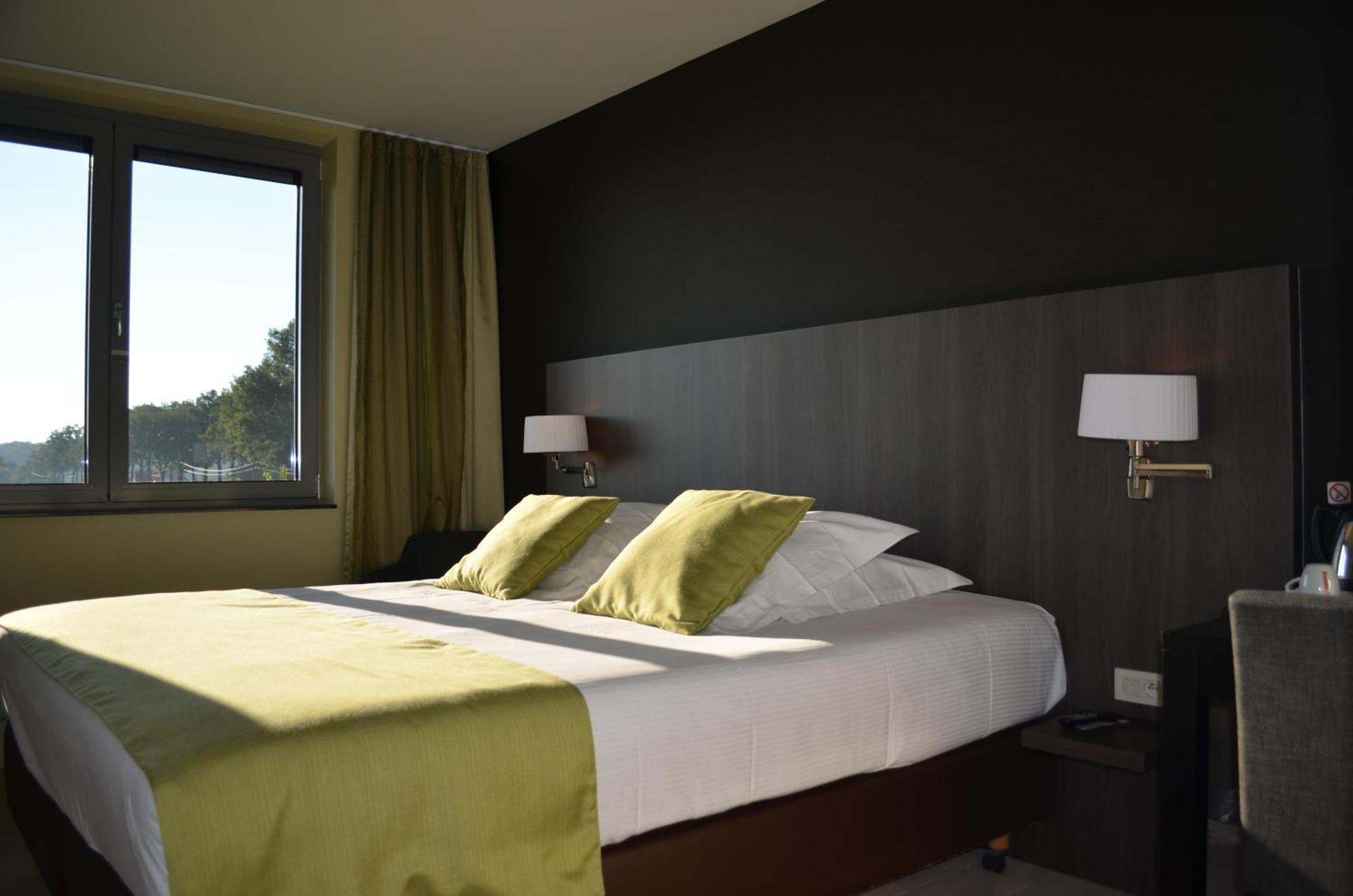 מאלדכם Cleythil Hotel מראה חיצוני תמונה